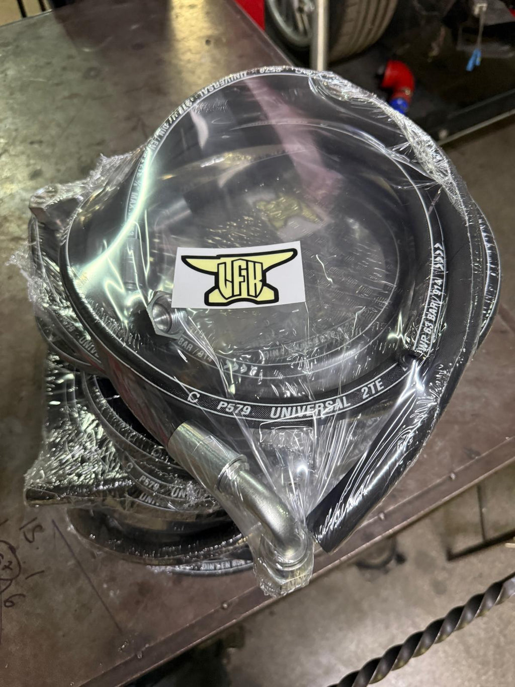 Tubos de radiador de aceite Harley Davidson Special Bracket LFKtoria